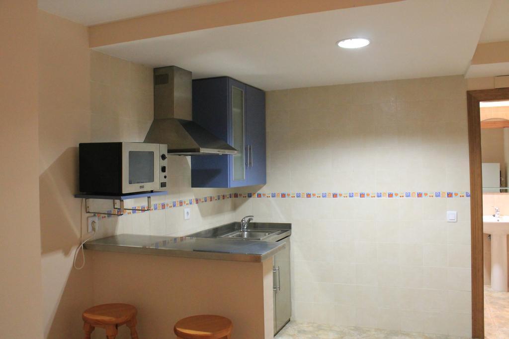 Apartamentos Turisticos Rosario Camarena de la Sierra Δωμάτιο φωτογραφία