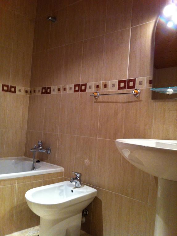 Apartamentos Turisticos Rosario Camarena de la Sierra Εξωτερικό φωτογραφία